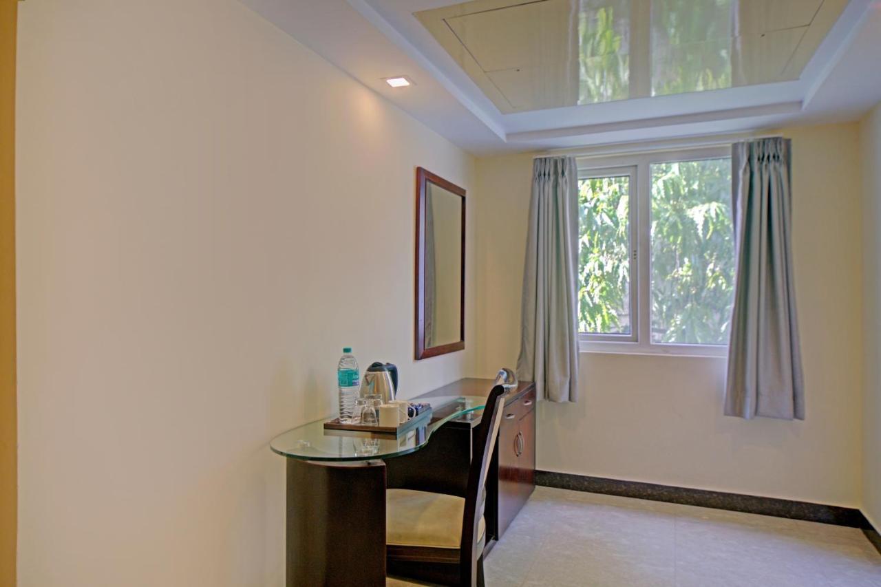 Townhouse 515 Hotel Iris T Nagar Near Shri Ayyappan Temple 钦奈 外观 照片